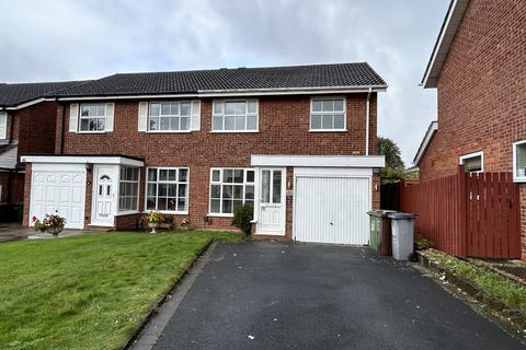 3 bedroom semi-detached house to rent, Glascote Close, Shirley B90