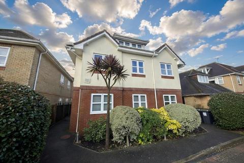 2 bedroom flat to rent, Southwood Avenue, Bournemouth, Bournemouth