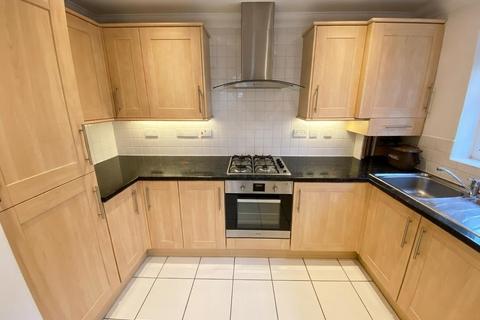 2 bedroom flat to rent, Southwood Avenue, Bournemouth, Bournemouth