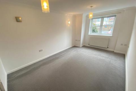 2 bedroom flat to rent, Southwood Avenue, Bournemouth, Bournemouth