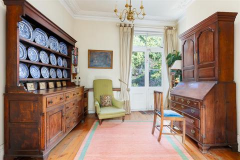 4 bedroom end of terrace house for sale, Ashchurch Grove, London W12