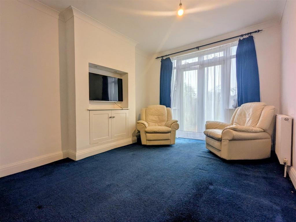 Davidson Frost-Wellings, DFW, St Bride's Avenue, E
