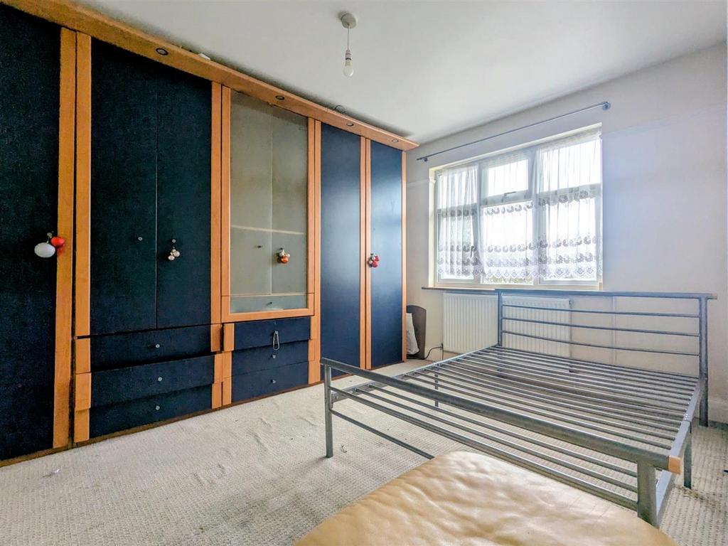 Davidson Frost-Wellings, DFW, St Bride's Avenue, E