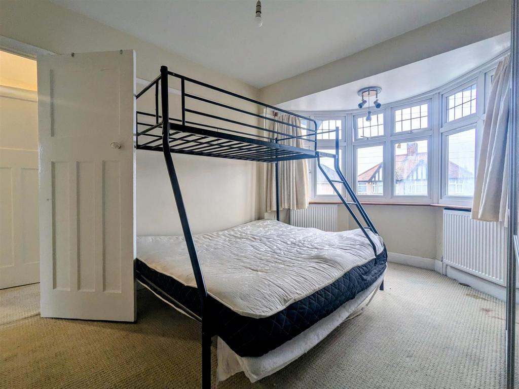 Davidson Frost-Wellings, DFW, St Bride's Avenue, E