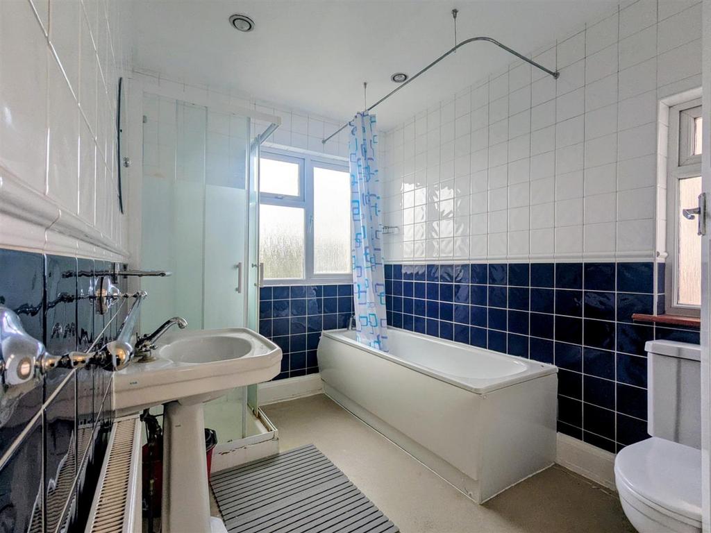 Davidson Frost-Wellings, DFW, St Bride's Avenue, E