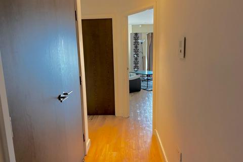 2 bedroom flat for sale, Aerodrome Road, London NW9