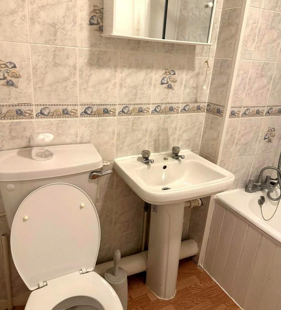 Bath aa.jpg