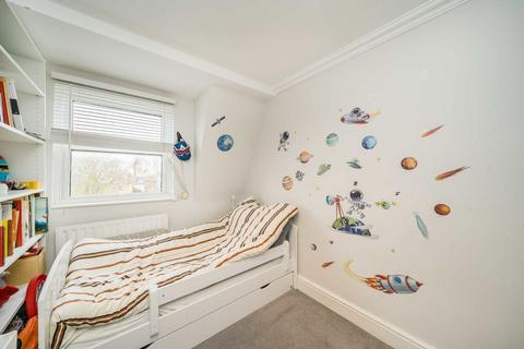 2 bedroom flat for sale, Cardigan Road, Richmond TW10