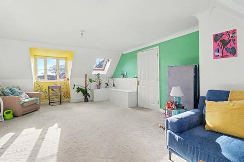 2 bedroom flat for sale, Lyons Place, Southampton SO30