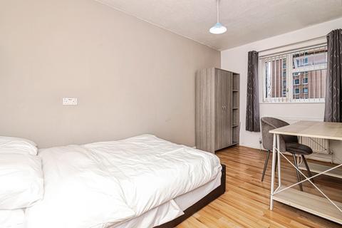 undefined, Chester Road, Greater Manchester M15