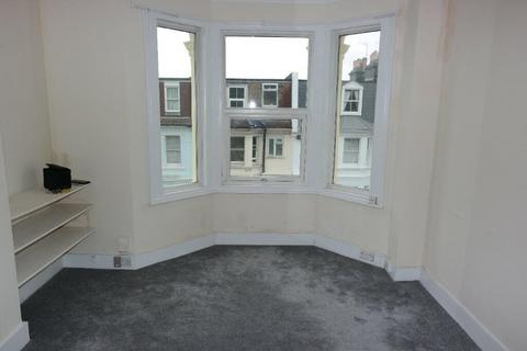 2 bedroom flat to rent, Vere Road, Brighton BN1