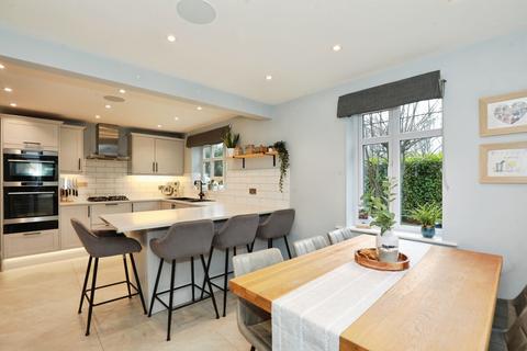 4 bedroom detached house for sale, Upton Close, Winsford, CW7