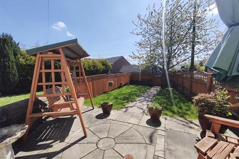 2 bedroom end of terrace house for sale, Blacker Road, Staincross, Barnsley,  S75 6BZ