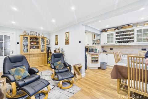3 bedroom detached house for sale, Surbiton Road, Durham TS18