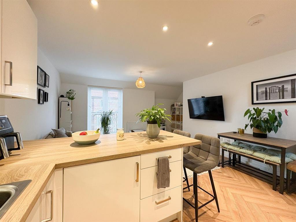 Kitchen-5.jpg