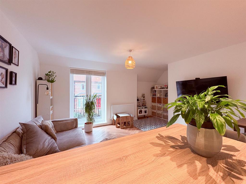 Living space-3-2.jpg