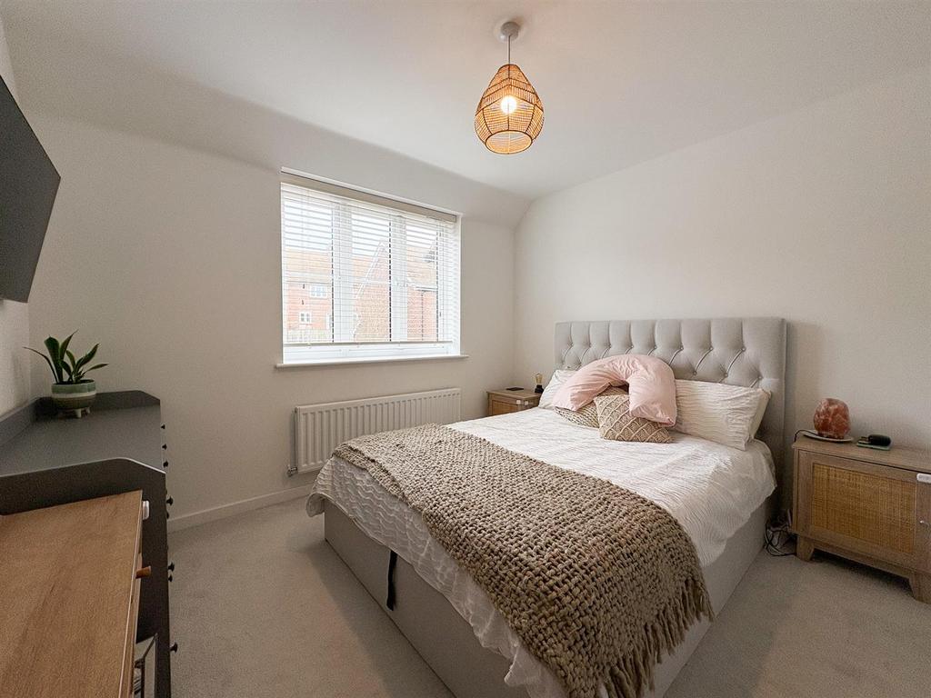 Bedroom1.jpg