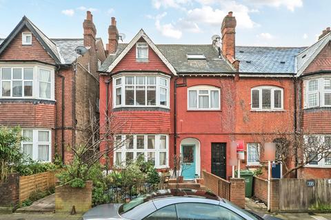 2 bedroom flat for sale, Barrow Road, Streatham, London, SW16