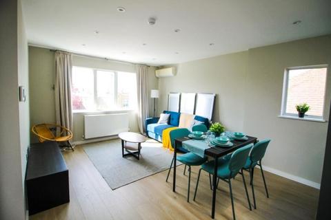 1 bedroom apartment to rent, Hayes Crescent, Temple Fortune, NW11