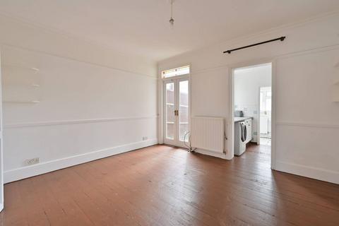 undefined, Burton Avenue WD18, Watford, WD18