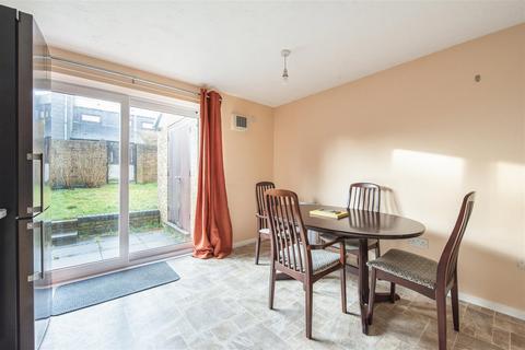 undefined, Genoa Court, Andover