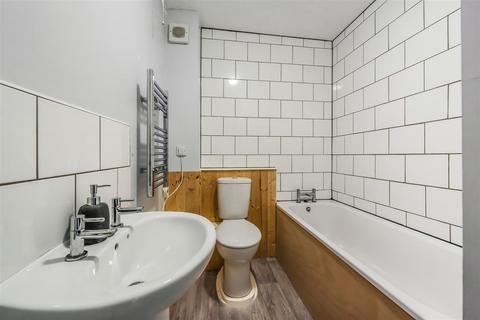 undefined, Genoa Court, Andover