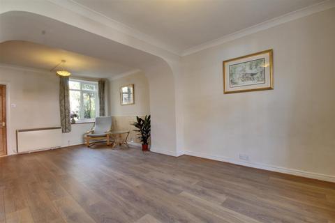 undefined, Station Street, Lymington