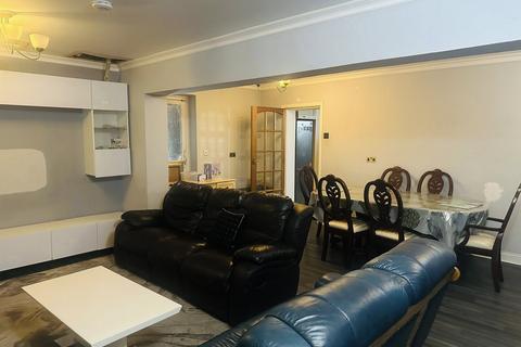 undefined, Bradgers Hill Road, Luton LU2