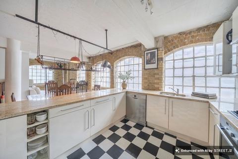 2 bedroom flat to rent, Bermondsey Street, London, SE1