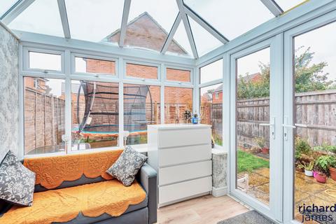 3 bedroom semi-detached house for sale, Casterbridge Road, Haydon End, Swindon, SN25