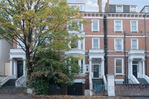 Studio to rent, Abbey Road, London, NW8