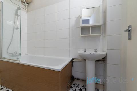 Studio to rent, Abbey Road, London, NW8