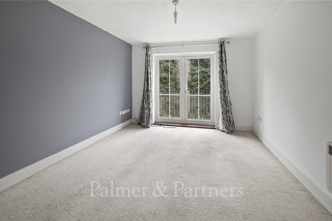 2 bedroom maisonette to rent, Scarletts Road, Colchester, Essex, CO1