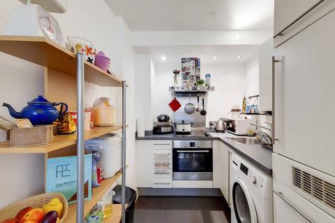 1 bedroom flat to rent, Cadogan Road, Woolwich, London, SE18