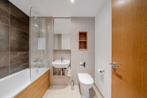 2 bedroom flat to rent, Letchworth Road, Stanmore HA7