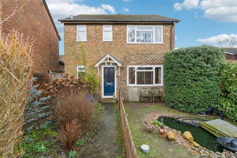 3 bedroom detached house for sale, Collings Walk, Great Missenden HP16