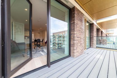1 bedroom flat to rent, John Cabot House, Royal Wharf E16