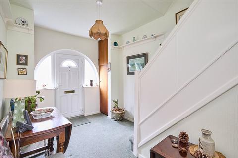 undefined, Mount Drive, Leeds, West Yorkshire, LS17