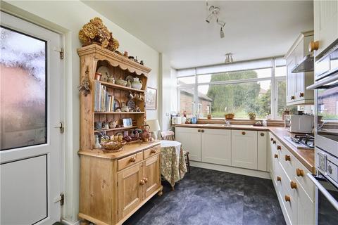 undefined, Mount Drive, Leeds, West Yorkshire, LS17