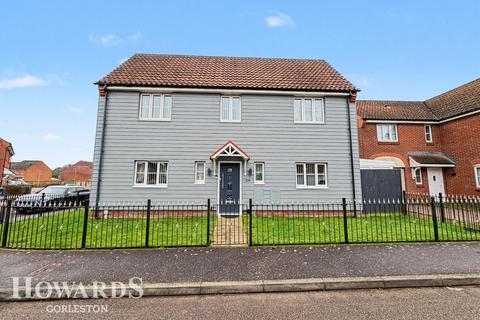 5 bedroom detached house for sale, Horsley Drive, Gorleston