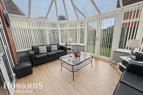 5 bedroom detached house for sale, Horsley Drive, Gorleston