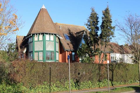 undefined, Milton Road, Cambridge, CB4
