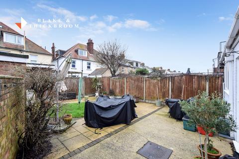 4 bedroom semi-detached house for sale, The Grove, Clacton-on-Sea