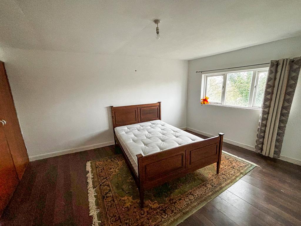 Bed3