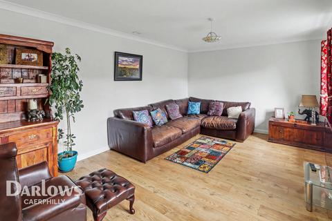 undefined, Commercial Road, Caerphilly