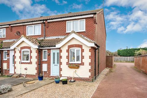 2 bedroom end of terrace house for sale, Mundesley