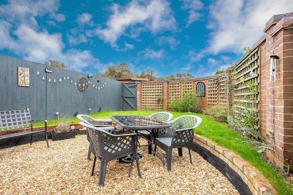 42 Nelson Way-02.jpg