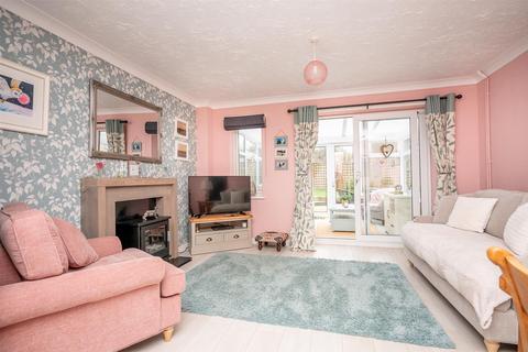 2 bedroom end of terrace house for sale, Mundesley