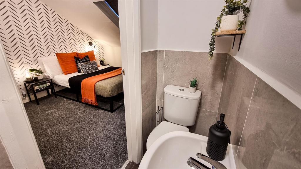 Whats App Image 2024-02-20 at 10.40.58.jpeg