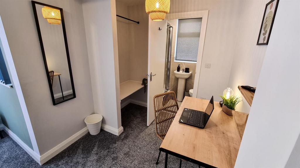 Whats App Image 2024-02-20 at 10.40.59 (1).jpeg